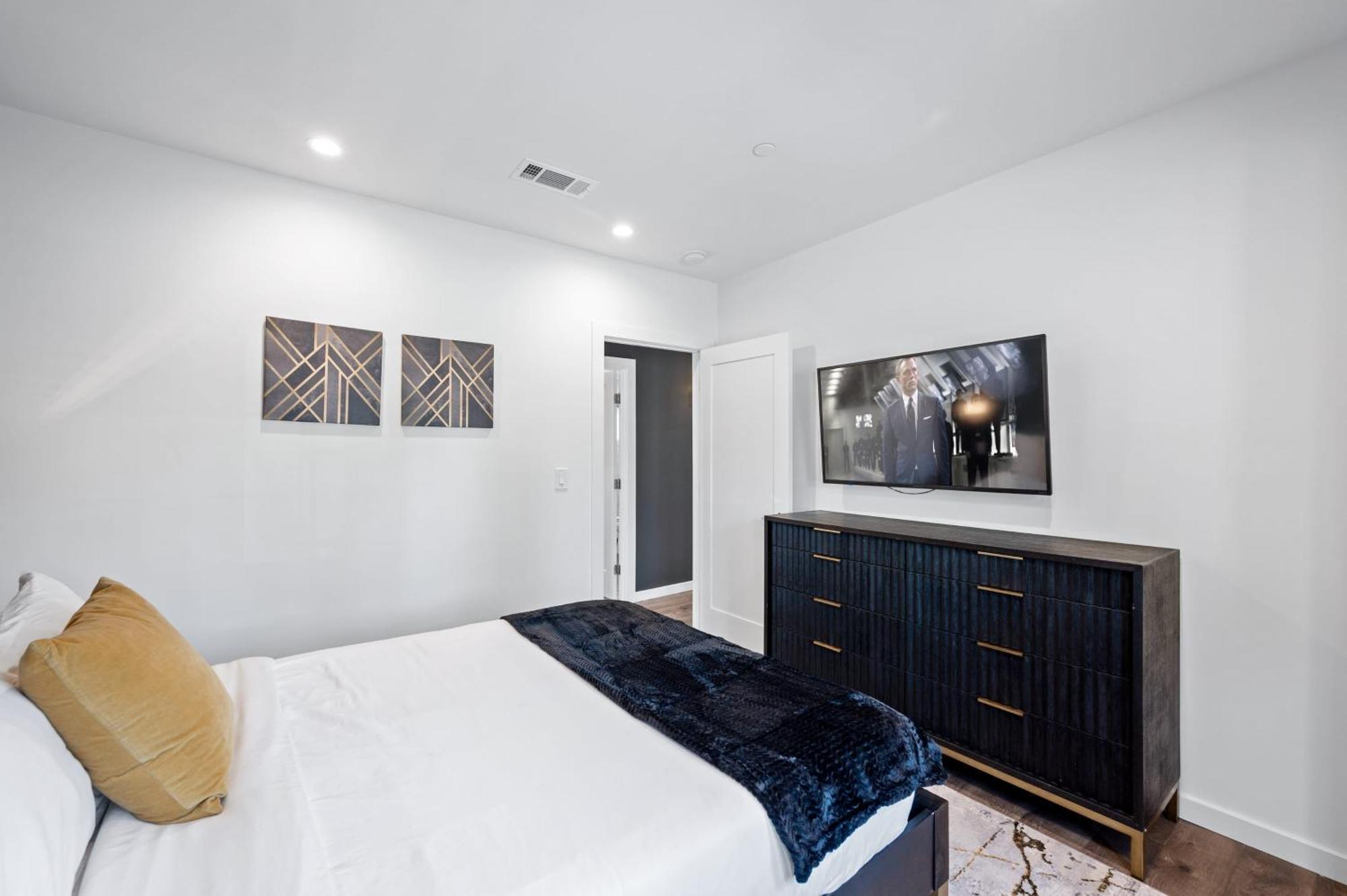 Art Deco By Avantstay 1920S Remodeled Bungalow Open Layout Courtyard Los Angeles Exterior photo