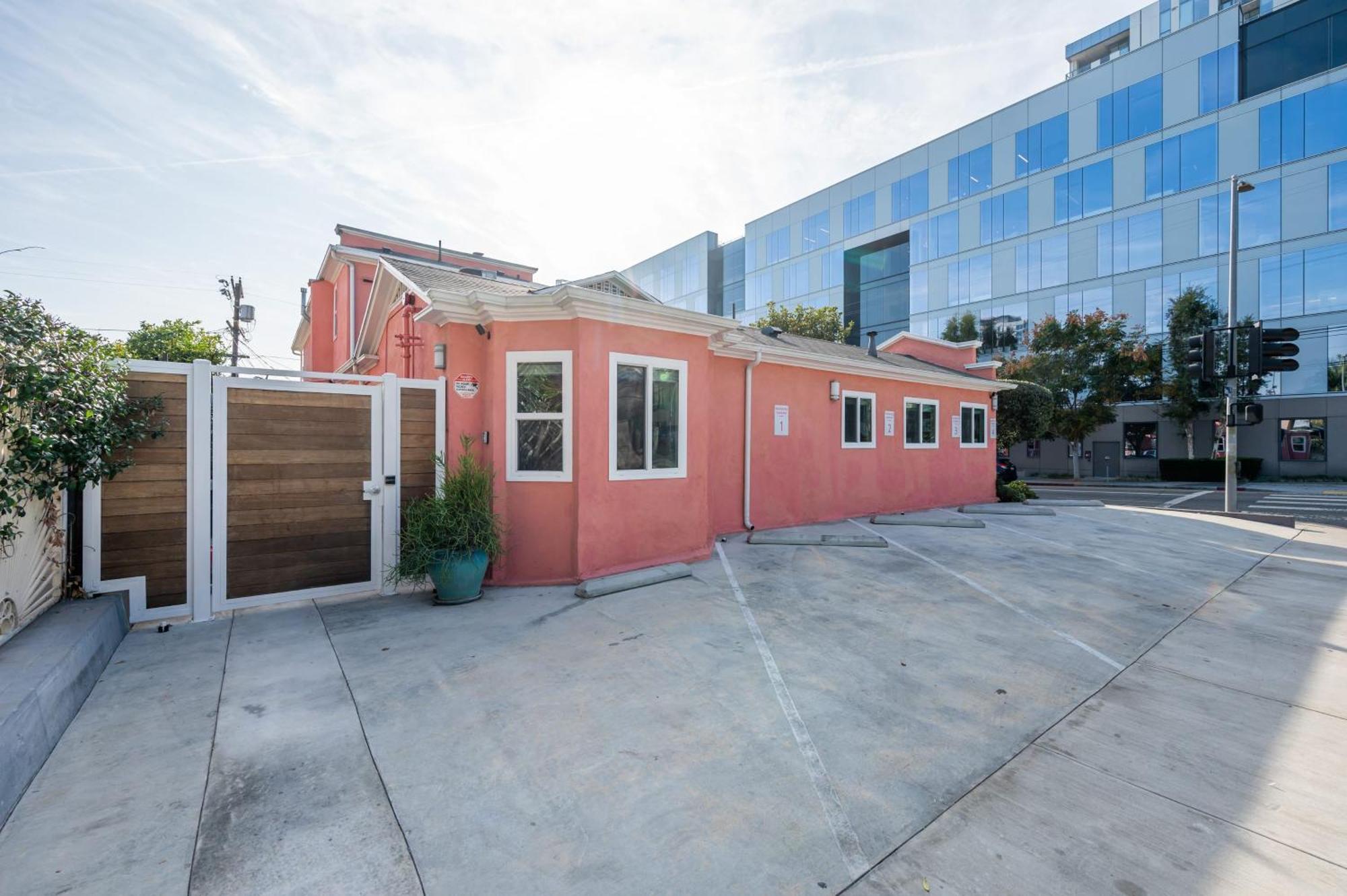 Art Deco By Avantstay 1920S Remodeled Bungalow Open Layout Courtyard Los Angeles Exterior photo